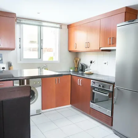 Sun Love Apartamento Pafos